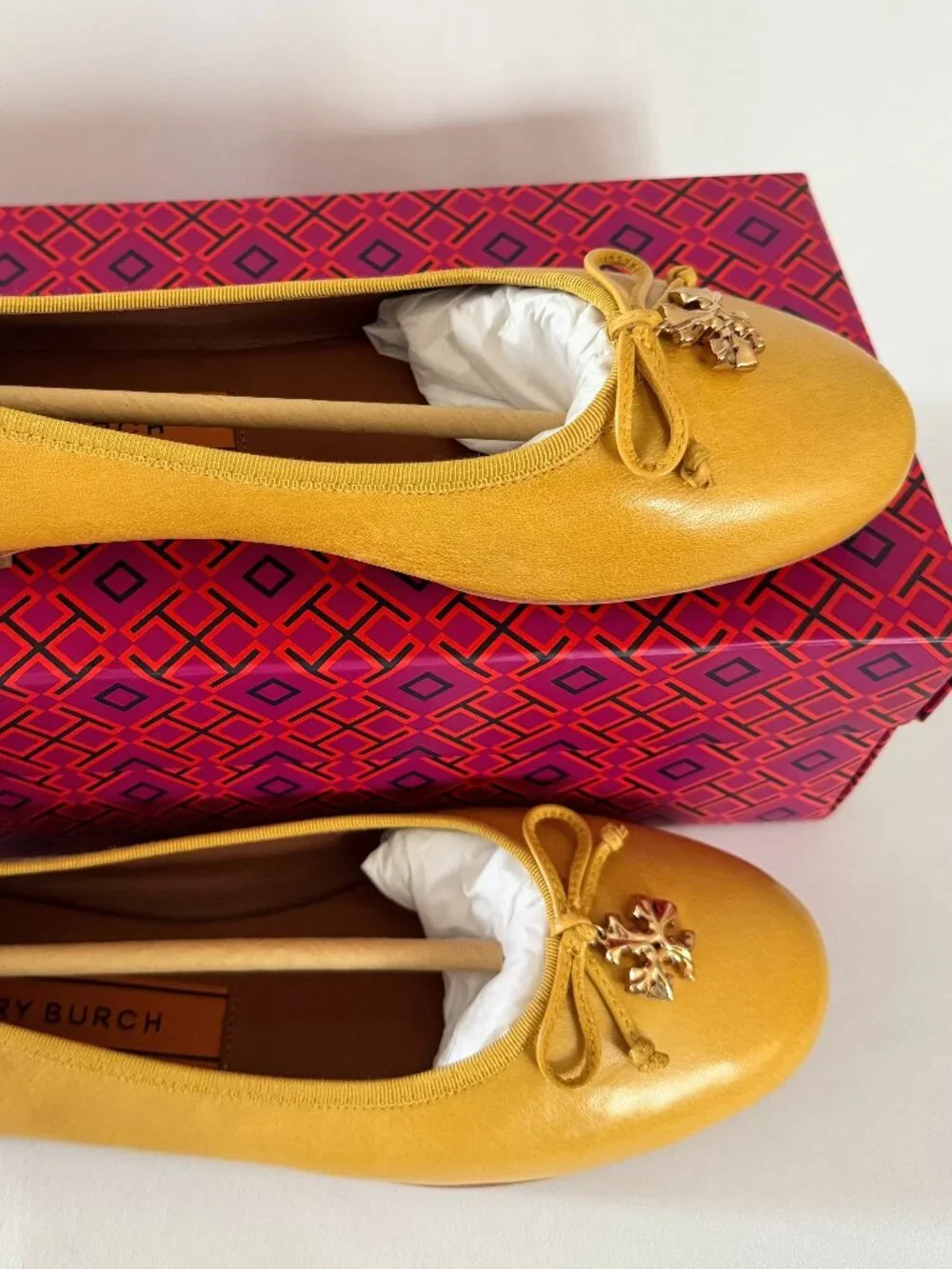 New Tory Burch Charm Ballet Flats, Goat Leather, Naples Yellow, Women's Size 9